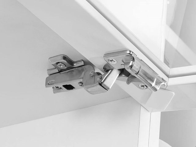 images/window-repairs/slider/window-hinge-repair-kireth-ai.jpeg